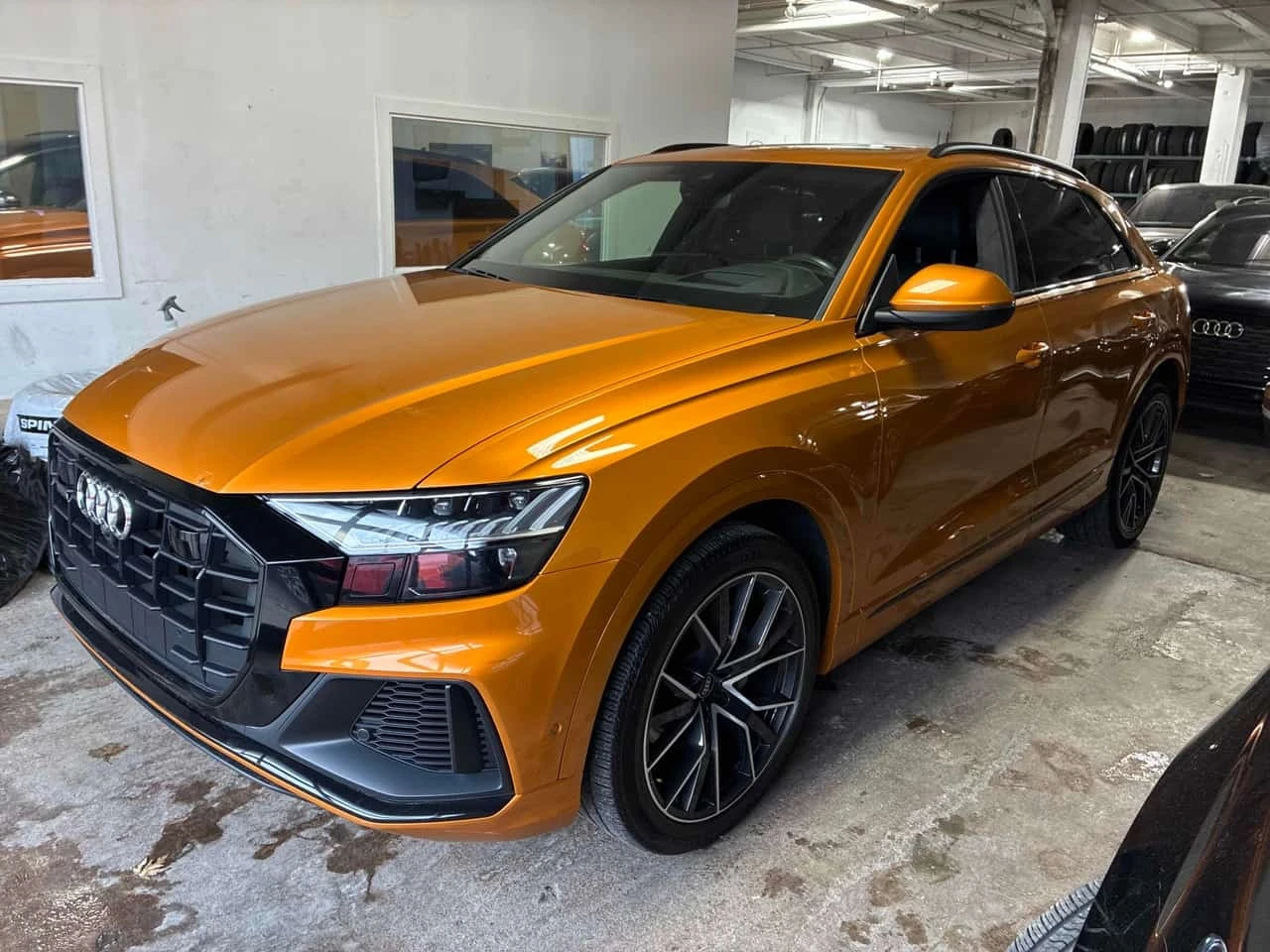 Audi Q8 Technik  CARFAX, снимка 2 - Автомобили и джипове - 56509713