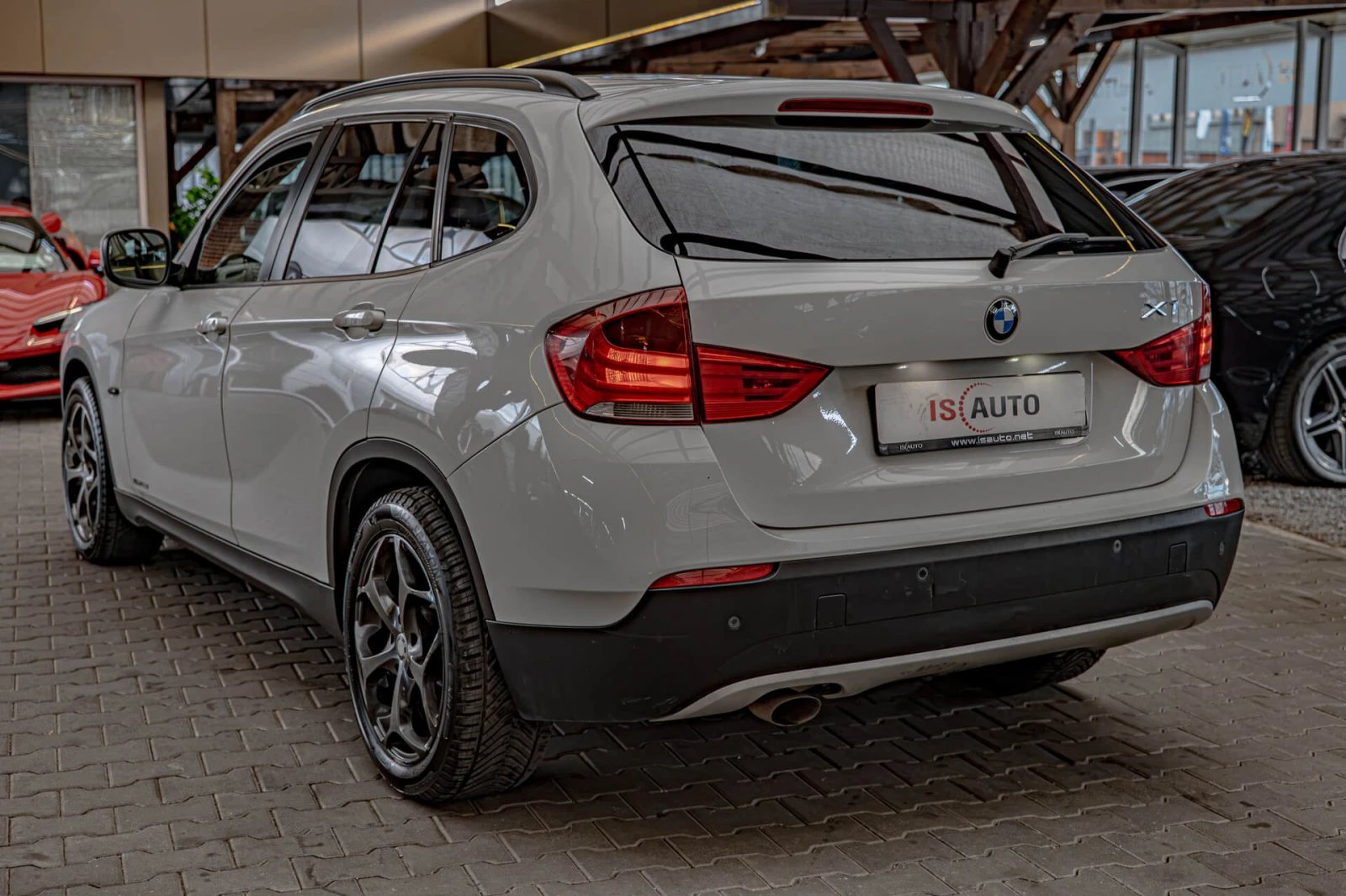 BMW X1 18d/Sdrive/Автомат/МултиВолан/Климатик, снимка 4 - Автомобили и джипове - 56695625