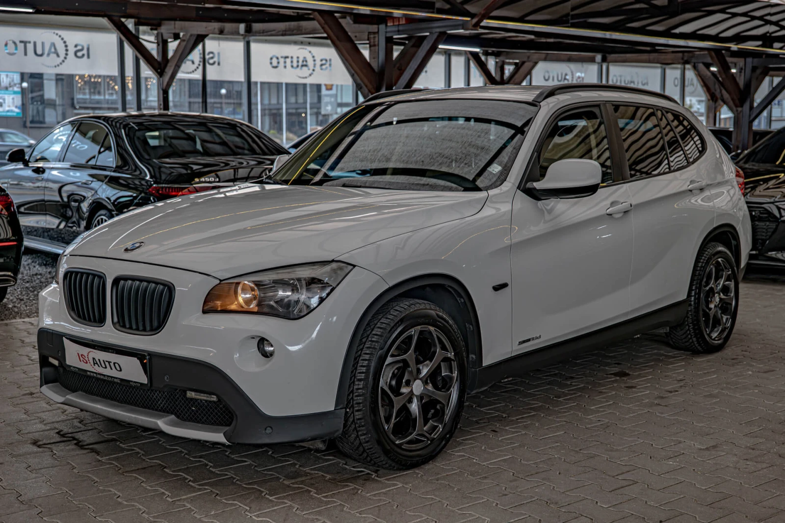 BMW X1 18d/Sdrive/Автомат/МултиВолан/Климатик, снимка 3 - Автомобили и джипове - 56695625