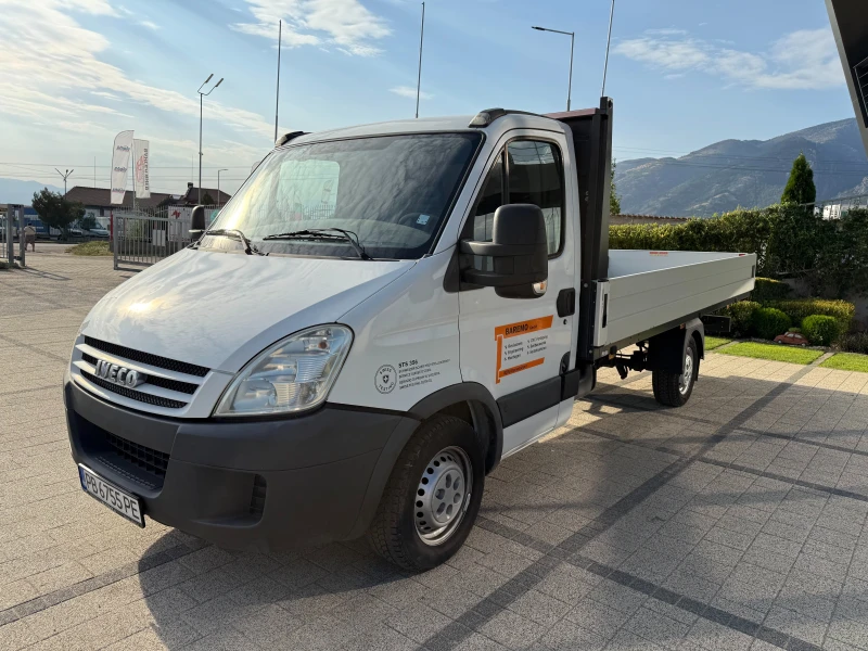 Iveco Daily 35S14 4.40м. Климатроник , снимка 3 - Бусове и автобуси - 51669679