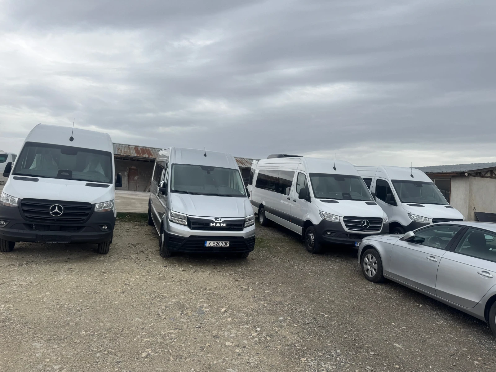 Mercedes-Benz Sprinter 519 Чисто Нов.  Klimatronik Pechka Avt. Vrata Stepenka - изображение 2