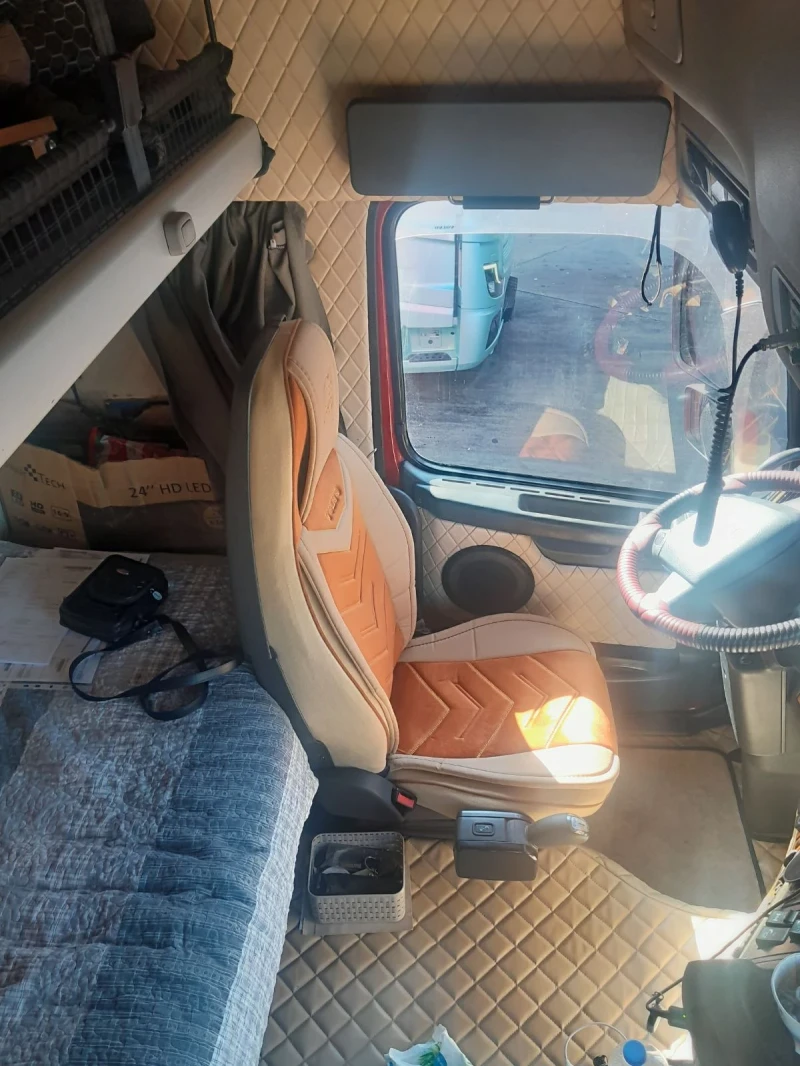 Volvo Fh, снимка 6 - Камиони - 52336328