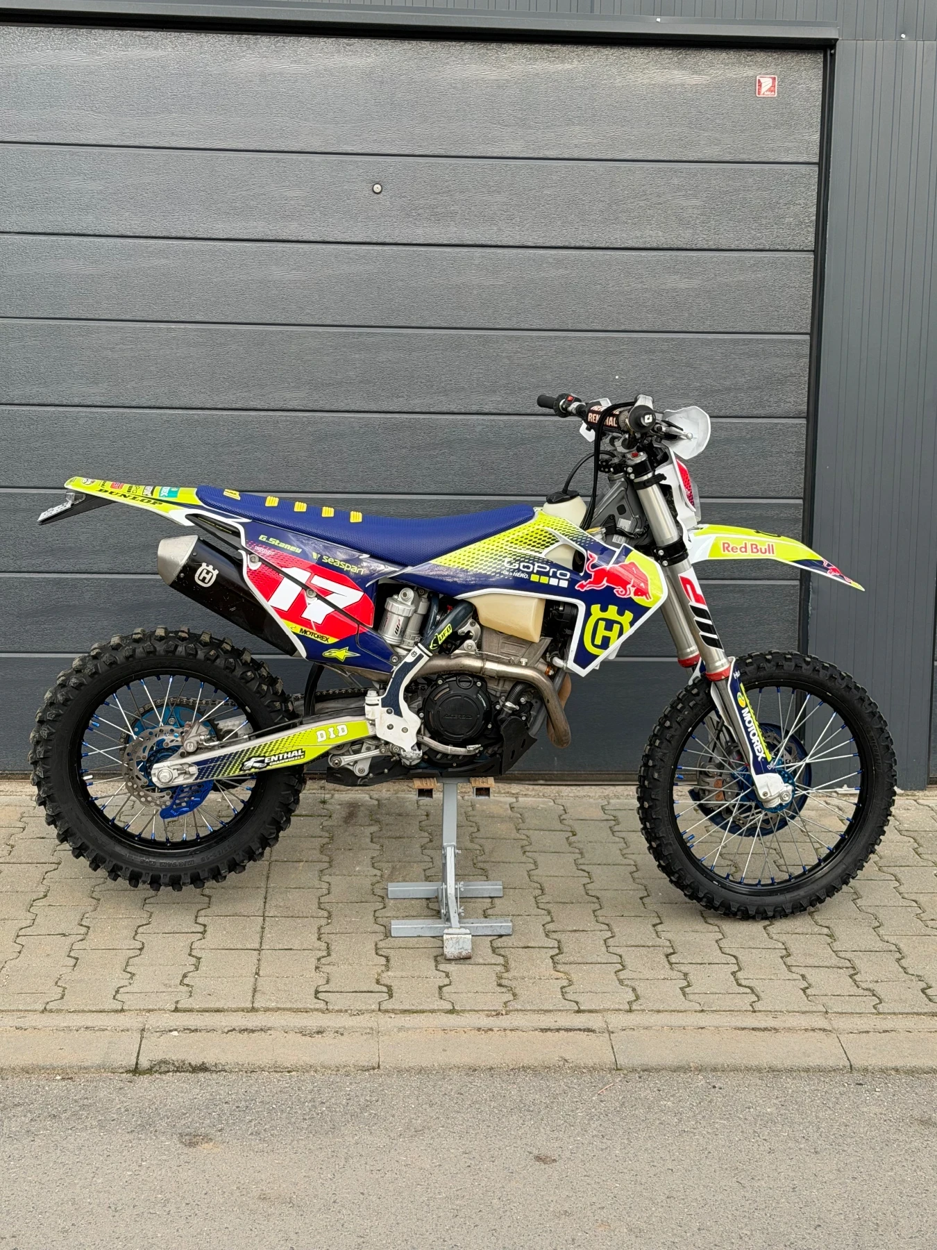 Husqvarna 350, снимка 7 - Мотоциклети и мототехника - 54759855