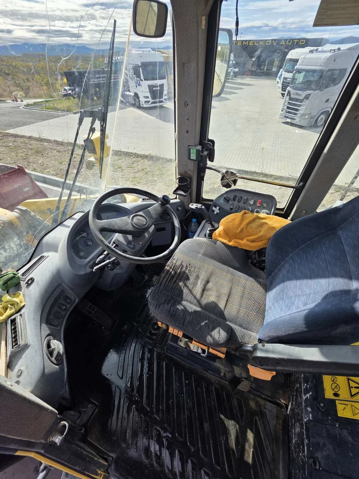 Челен товарач Komatsu, снимка 6 - Индустриална техника - 56697872