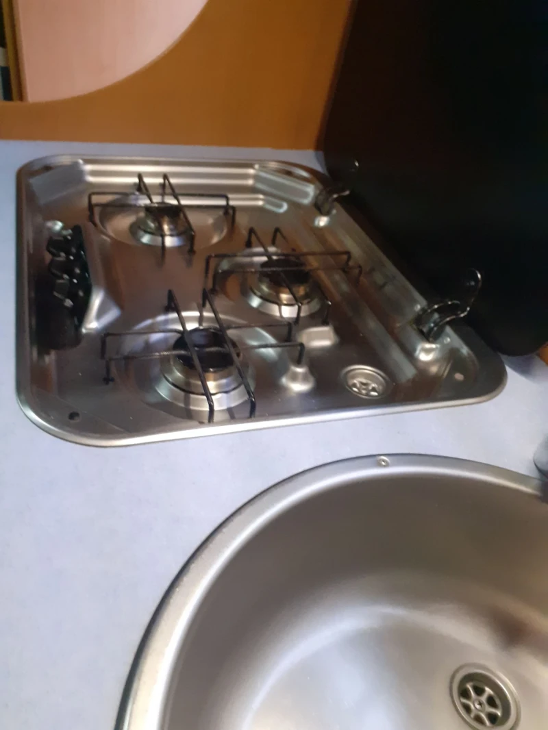 Кемпер Fiat Дукато, снимка 14 - Каравани и кемпери - 52626020