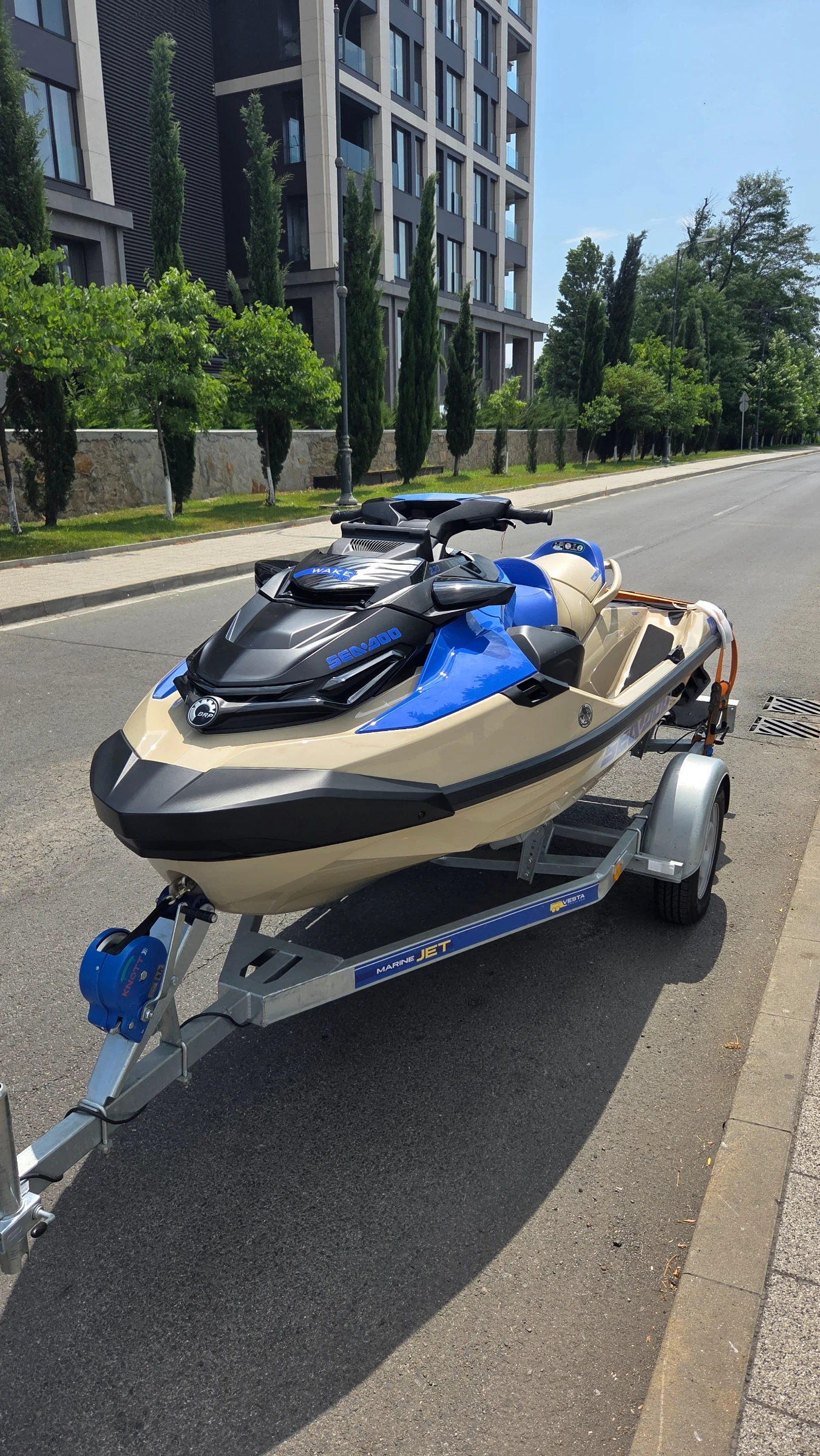 Джет Bombardier Sea Doo Wake pro