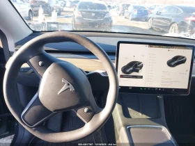 Tesla Model Y Long Range Dual Motor All-wheel Drive, снимка 9