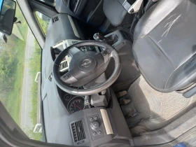 Opel Zafira, снимка 7