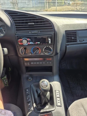 BMW 320, снимка 12