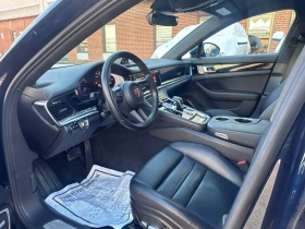 Porsche Panamera * 4, AWD, PANORAMIC ROOF, NO ACCIDENT * CARFAX * , снимка 11