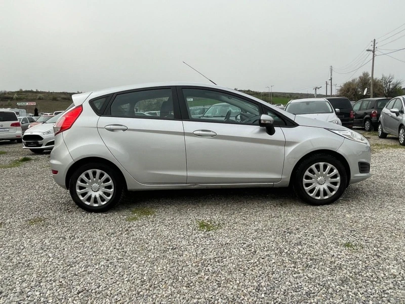 Ford Fiesta, снимка 7 - Автомобили и джипове - 47213911