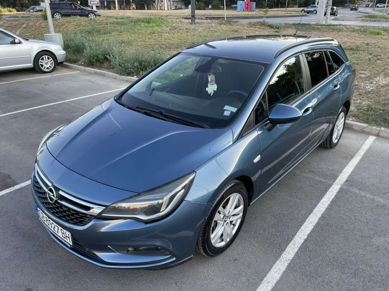 Opel Astra 1.4 Turbo, снимка 5 - Автомобили и джипове - 47559270