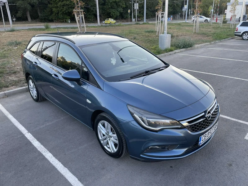 Opel Astra 1.4 Turbo, снимка 4 - Автомобили и джипове - 47559270