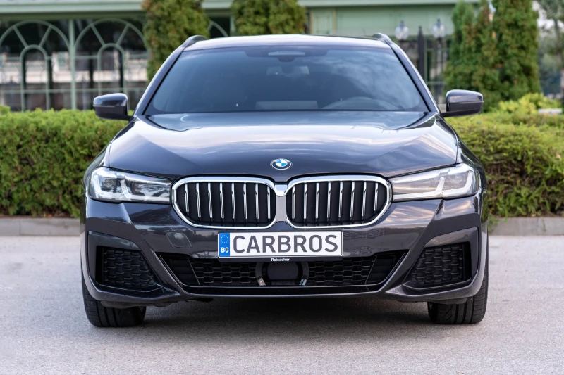 BMW 540 xDrive M Sport на 68000 РЕАЛНИ КИЛОМЕТРИ, снимка 2 - Автомобили и джипове - 47839648