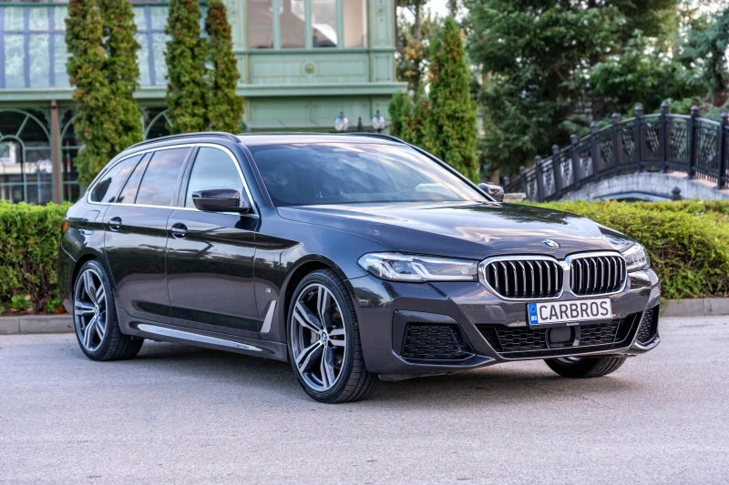 BMW 540 xDrive M Sport на 68000 РЕАЛНИ КИЛОМЕТРИ, снимка 1 - Автомобили и джипове - 47839648