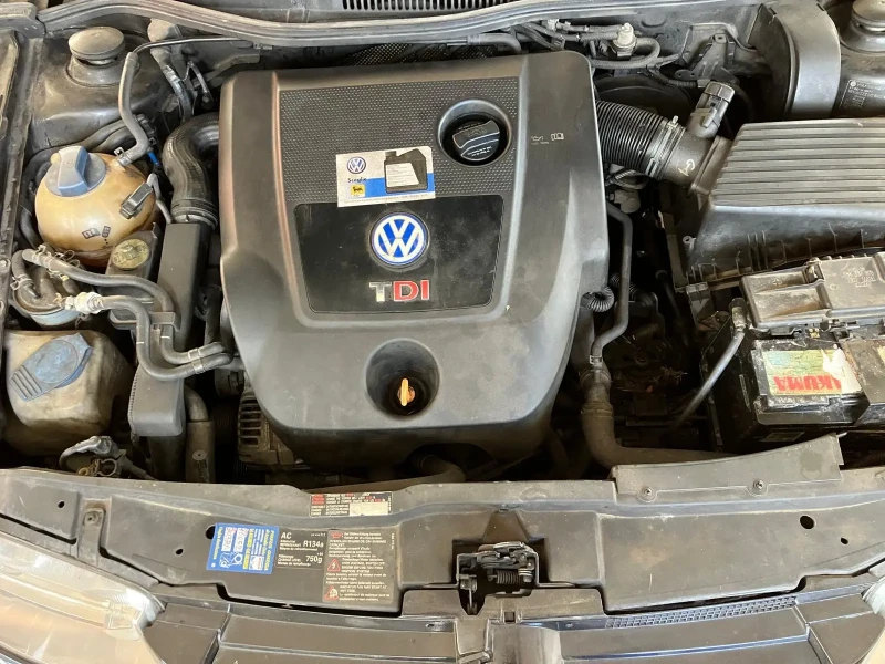 VW Bora 1.9TDI, 116кс, 02г, 4x4, Италия , снимка 9 - Автомобили и джипове - 47934222