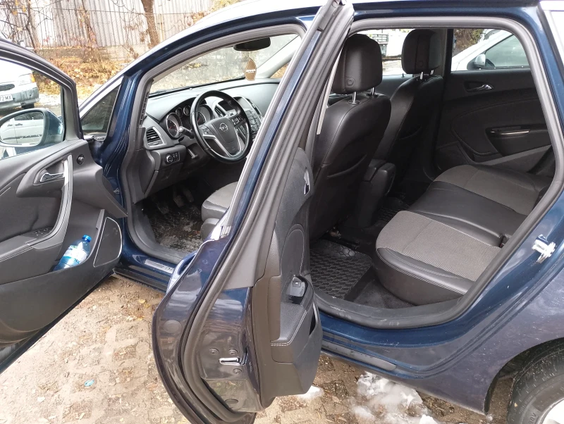 Opel Astra, снимка 5 - Автомобили и джипове - 47944367