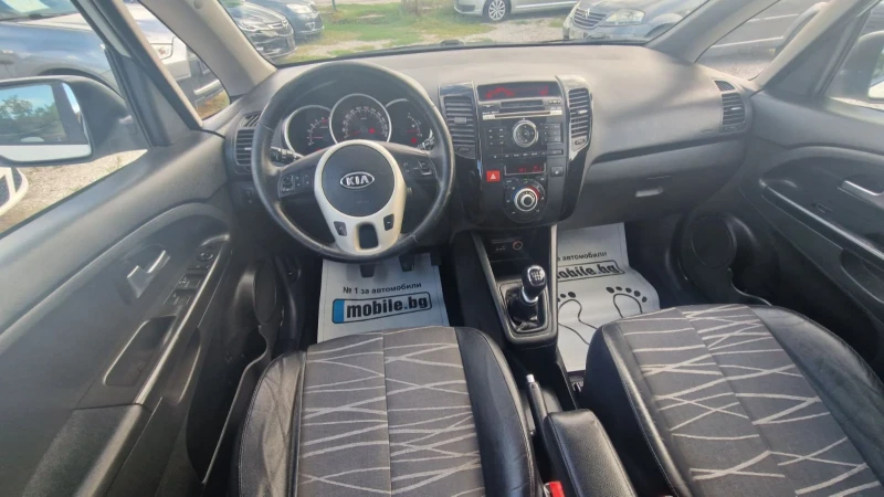 Kia Venga 1.6 CRDi Full, снимка 13 - Автомобили и джипове - 48817361