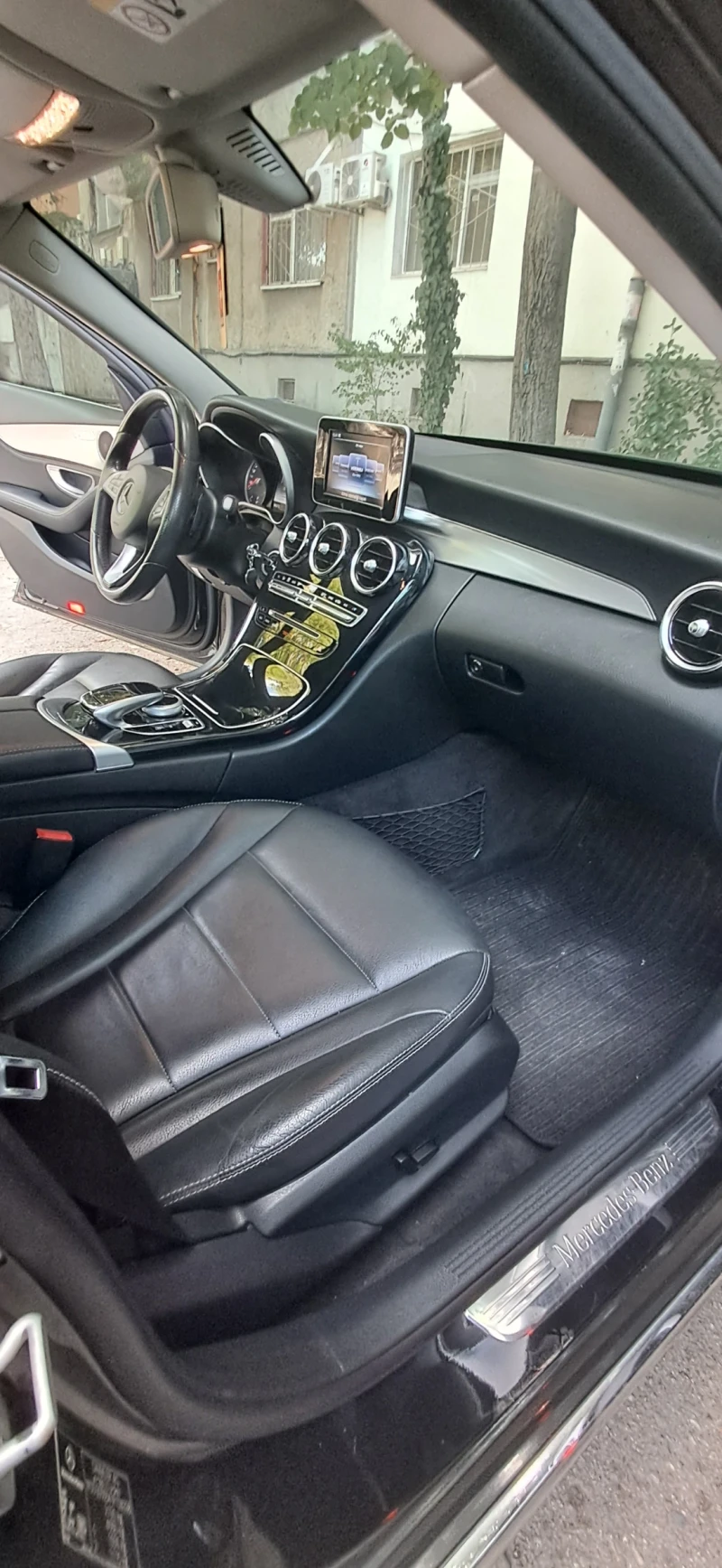 Mercedes-Benz C 220 Блутек, снимка 9 - Автомобили и джипове - 51425322
