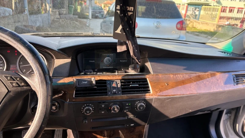 BMW 530, снимка 9 - Автомобили и джипове - 52135443