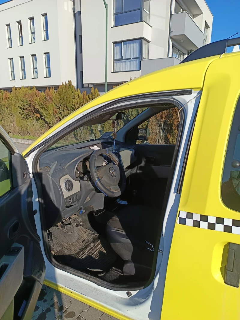 Dacia Dokker, снимка 8 - Автомобили и джипове - 52753008