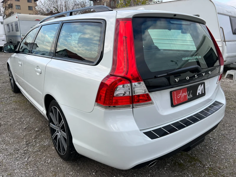 Volvo V70 D4 AWD/ОБСЛУЖЕН/YV1BW81C6G1376032/ТОП СЪСТОЯНИЕ/, снимка 3 - Автомобили и джипове - 52876587