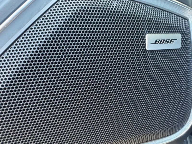 Porsche Panamera * 4, AWD, PANORAMIC ROOF, NO ACCIDENT * CARFAX * , снимка 17 - Автомобили и джипове - 53010831