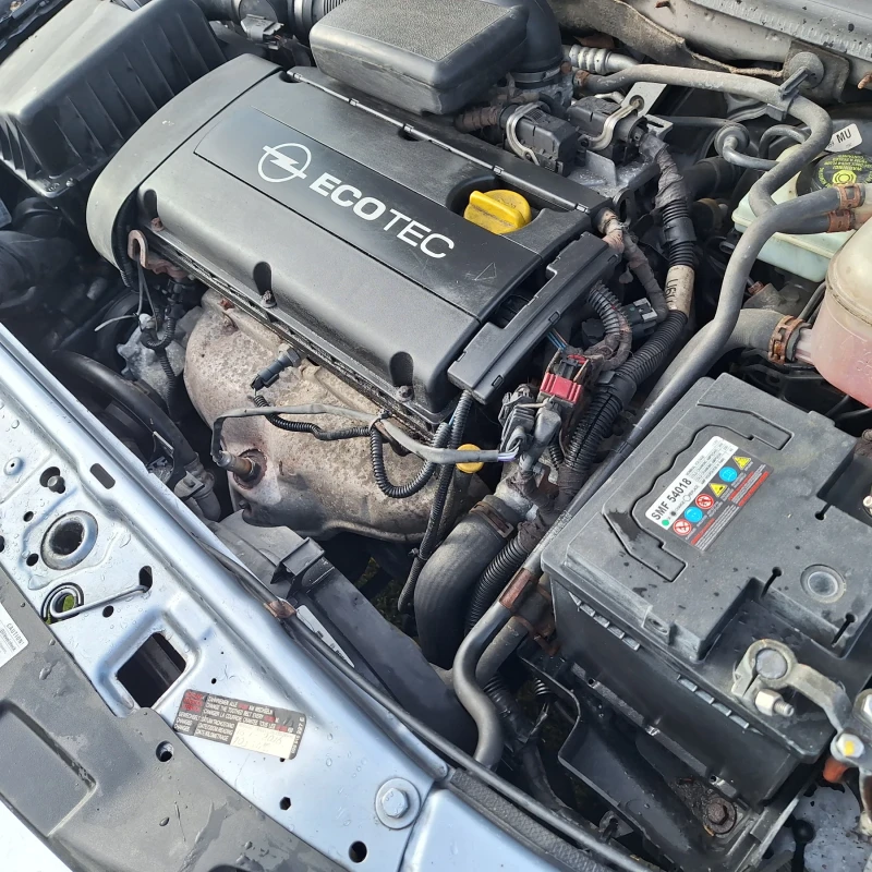 Opel Astra 1.6 i, снимка 12 - Автомобили и джипове - 53023942