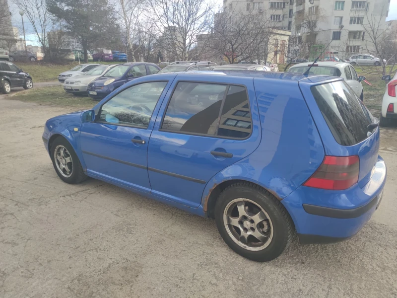 VW Golf, снимка 2 - Автомобили и джипове - 53137093