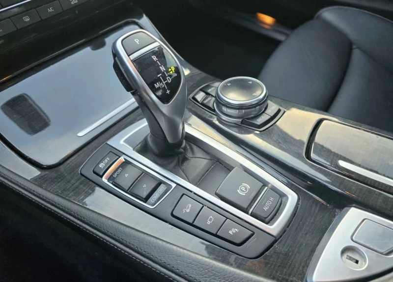 BMW 535 M PACK * * XDRIVE * * KEYLESS * * CAMERA * * , снимка 7 - Автомобили и джипове - 53264038