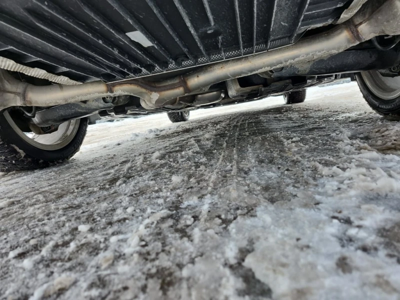 Mercedes-Benz C 300 * 4MATIC * PANORAMA * AMG * KEYLESS * CARFAX, снимка 14 - Автомобили и джипове - 53429115