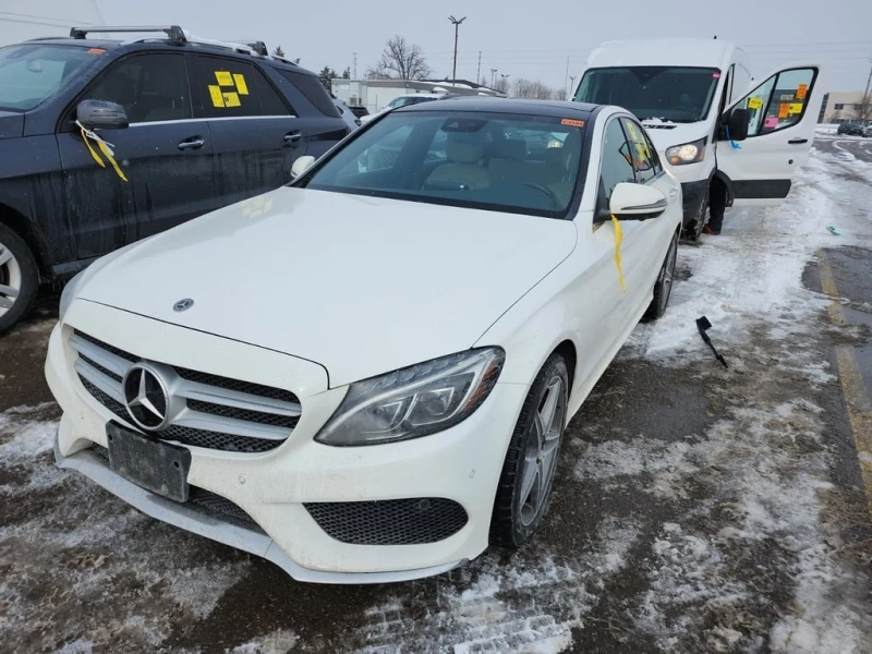 Mercedes-Benz C 300 * 4MATIC * PANORAMA * AMG * KEYLESS * CARFAX