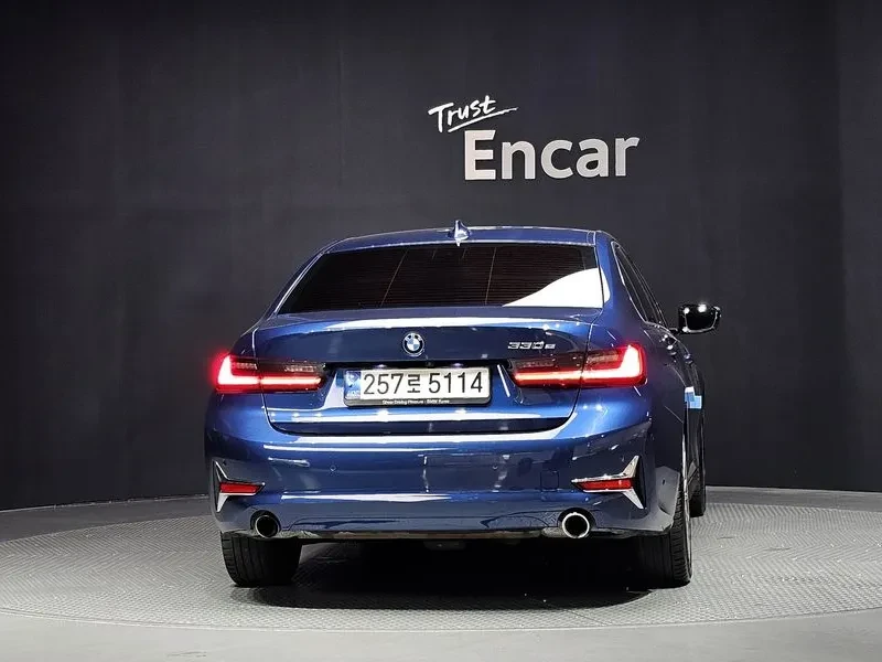 BMW 330 Hybrid - САМО 30% АВАНС, снимка 4 - Автомобили и джипове - 55991865