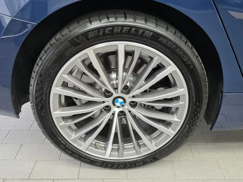 BMW 330 Hybrid - САМО 30% АВАНС, снимка 5 - Автомобили и джипове - 55991865