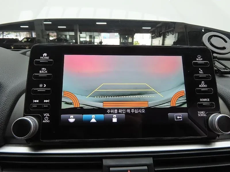 Honda Accord 10Th Generation 2.0 Hybrid Touring | Mobile.bg � ����������� 15