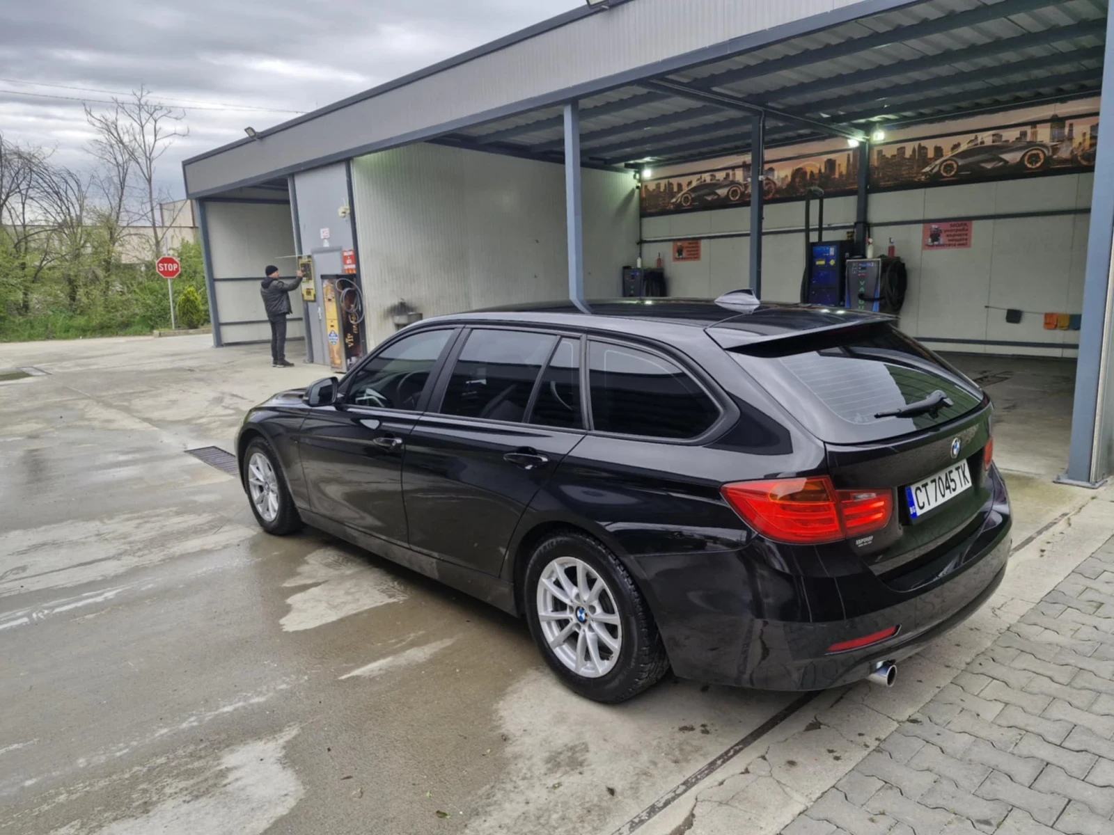 BMW 320  - изображение 4