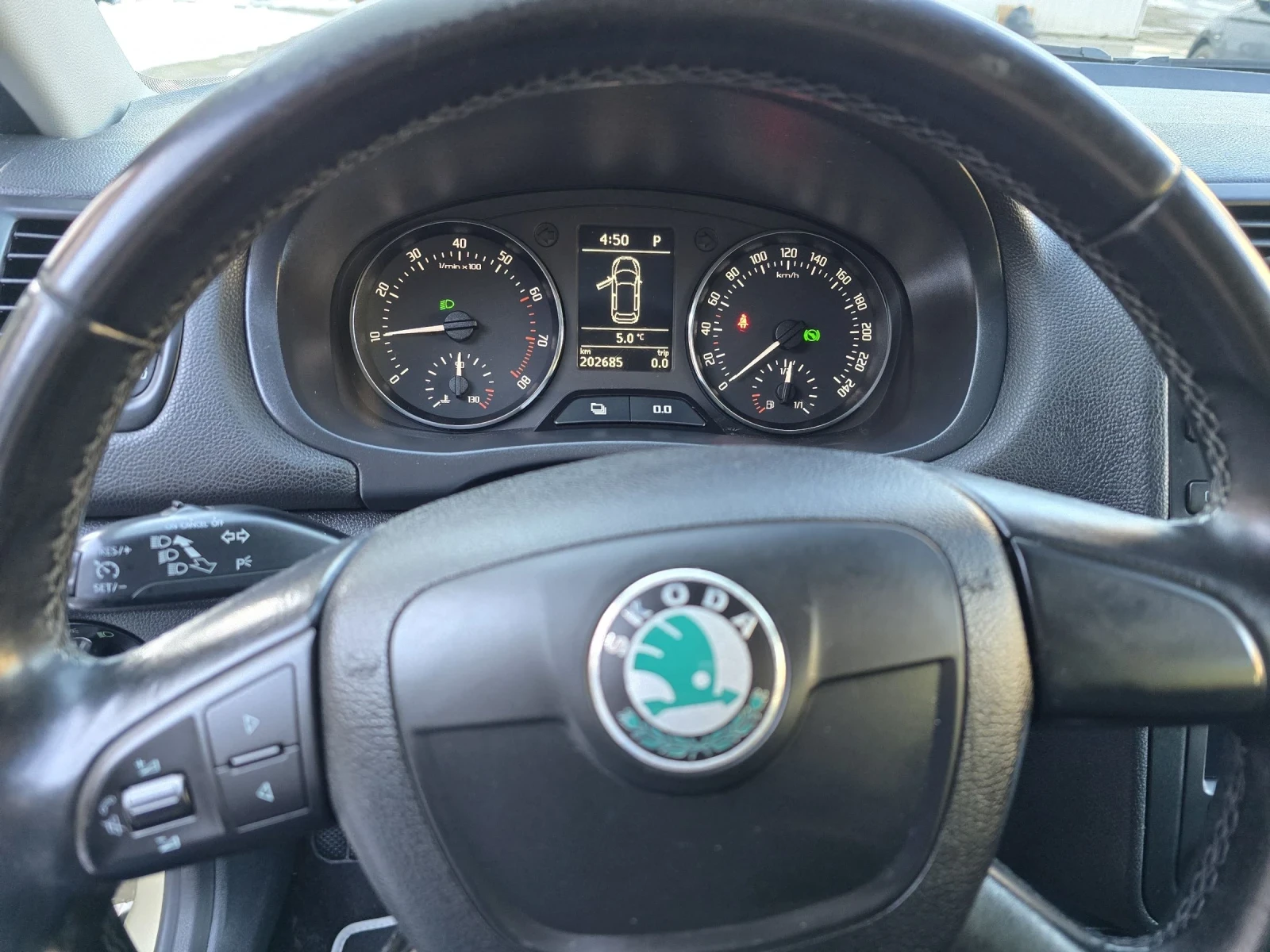 Skoda Fabia SCOUT 1.2tsi | Mobile.bg   11