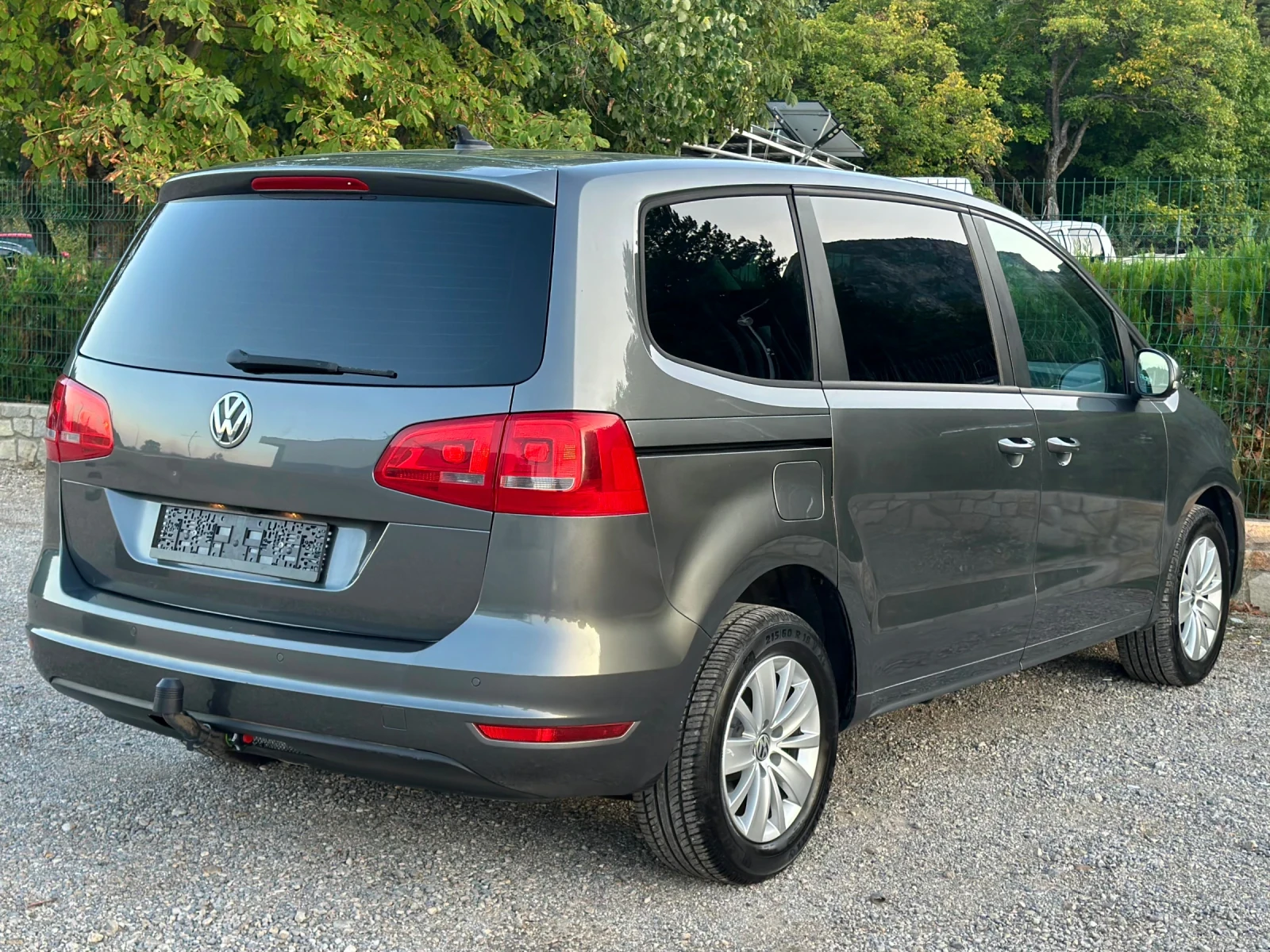 VW Sharan 2.0 TDI - изображение 4