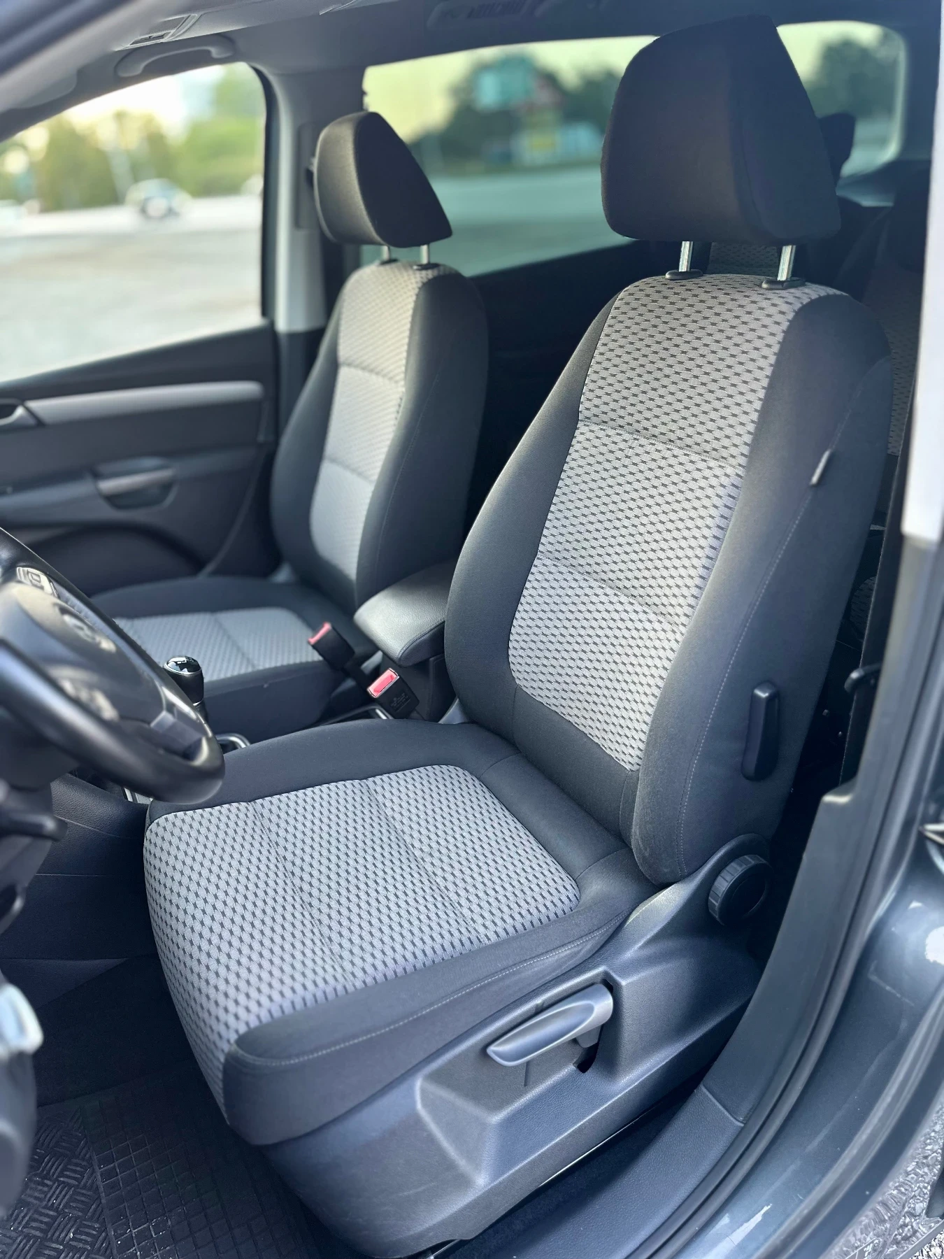 VW Sharan 2.0 TDI - изображение 8