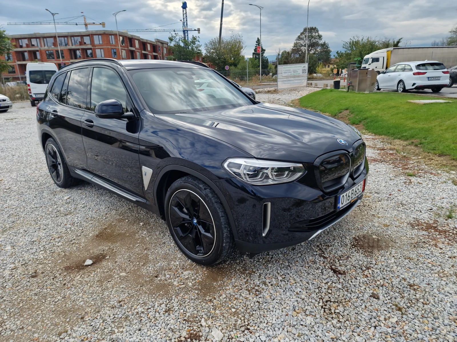 BMW iX3 EXECUTIVE - изображение 3