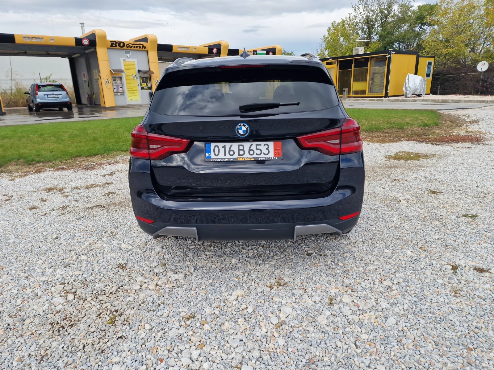 BMW iX3 EXECUTIVE - изображение 6