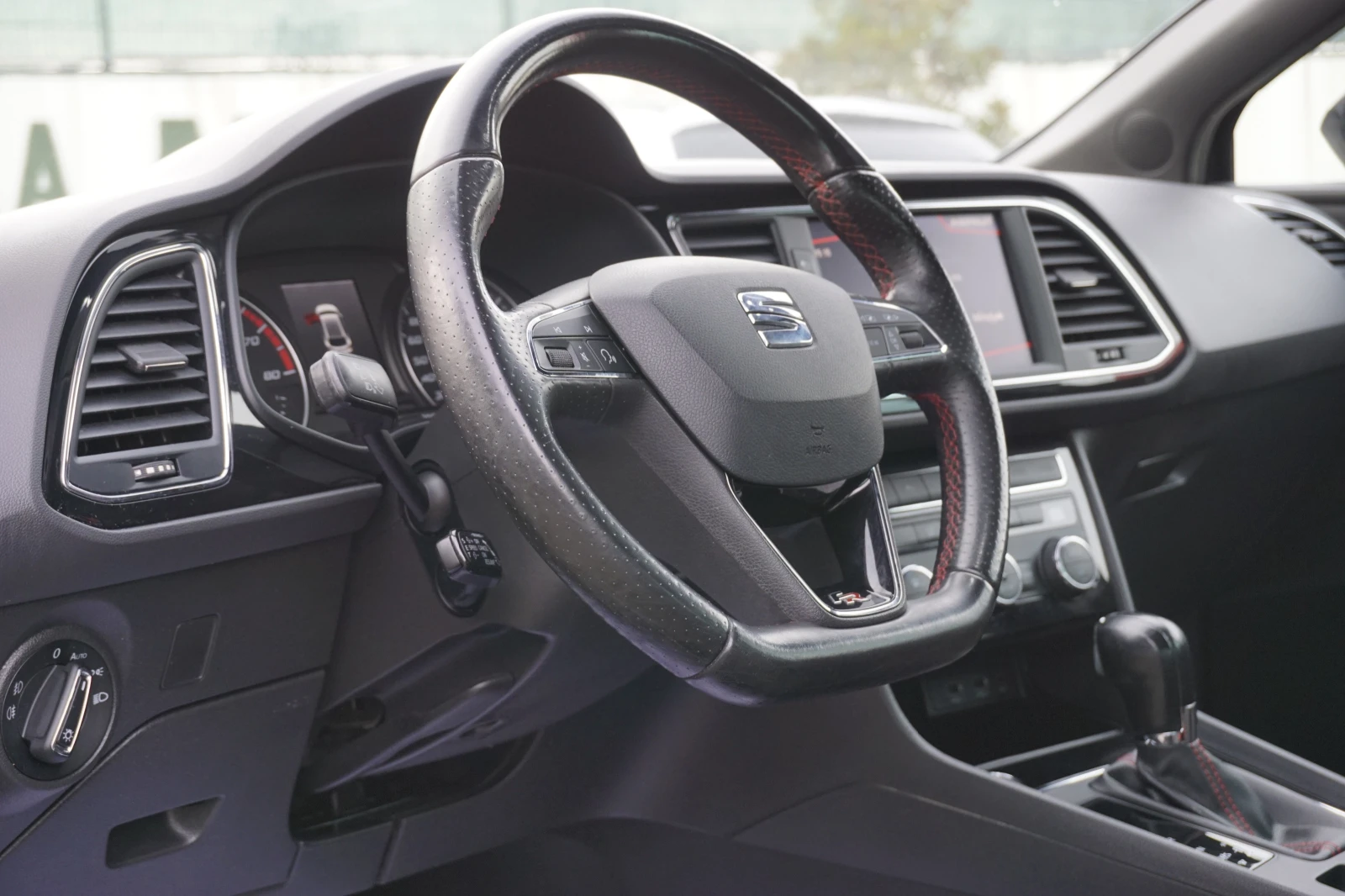 Seat Leon FR/1.5TGI//LED///ACC/KEYLESS | Mobile.bg   14