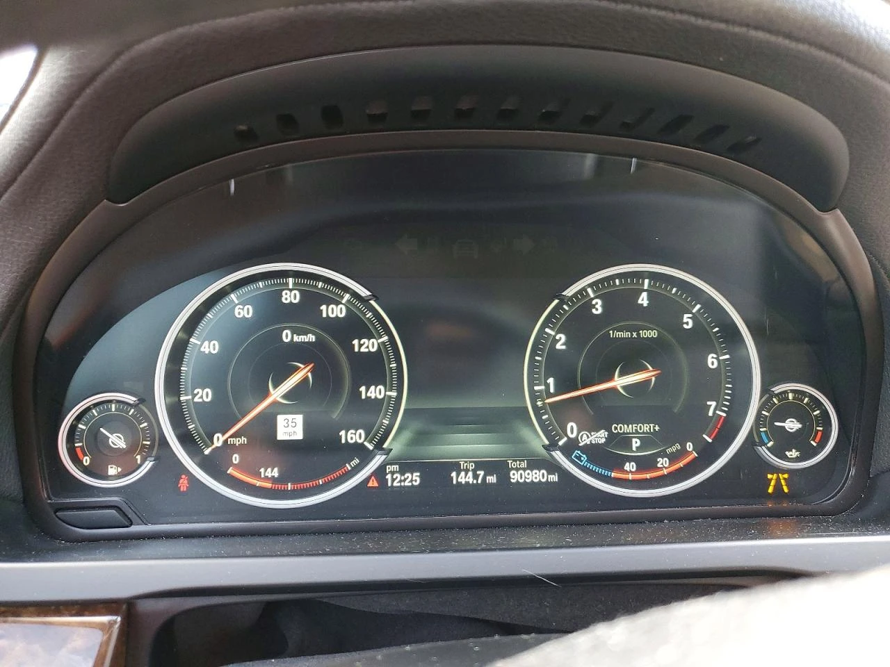 BMW 750 4.4l Lxi - изображение 9