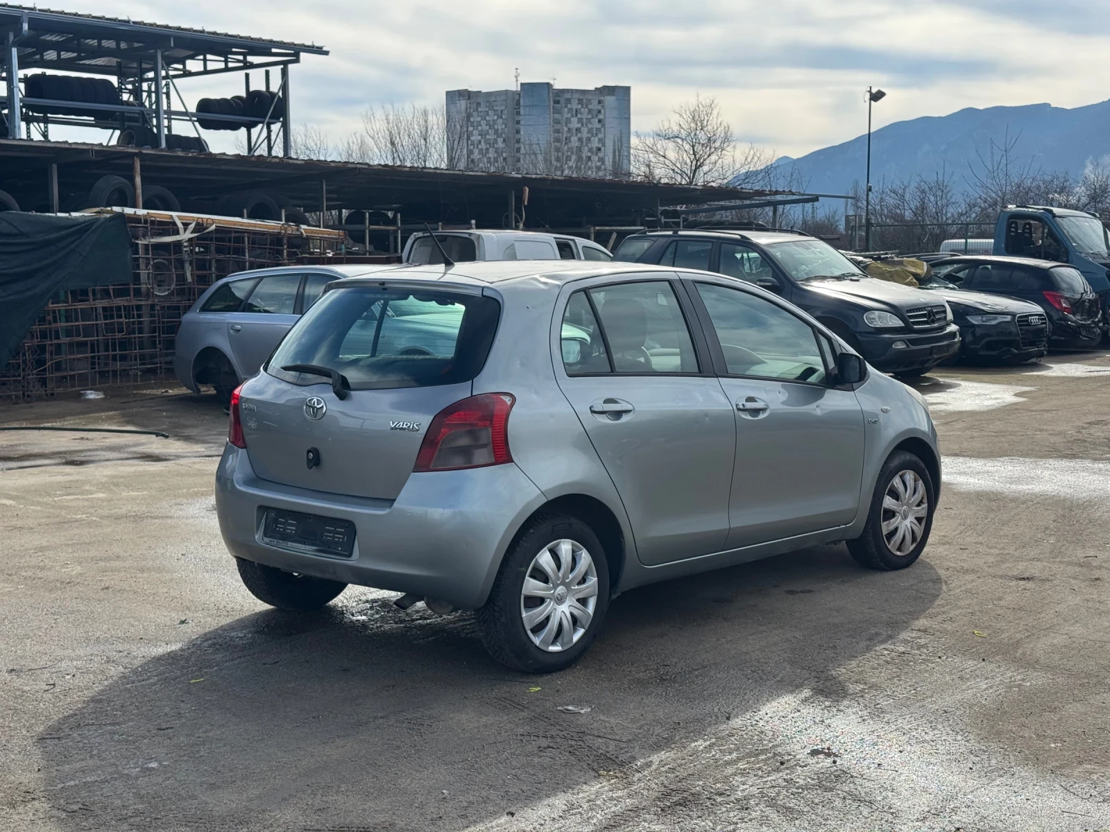 Toyota Yaris 1.4D4D/90кс - изображение 6