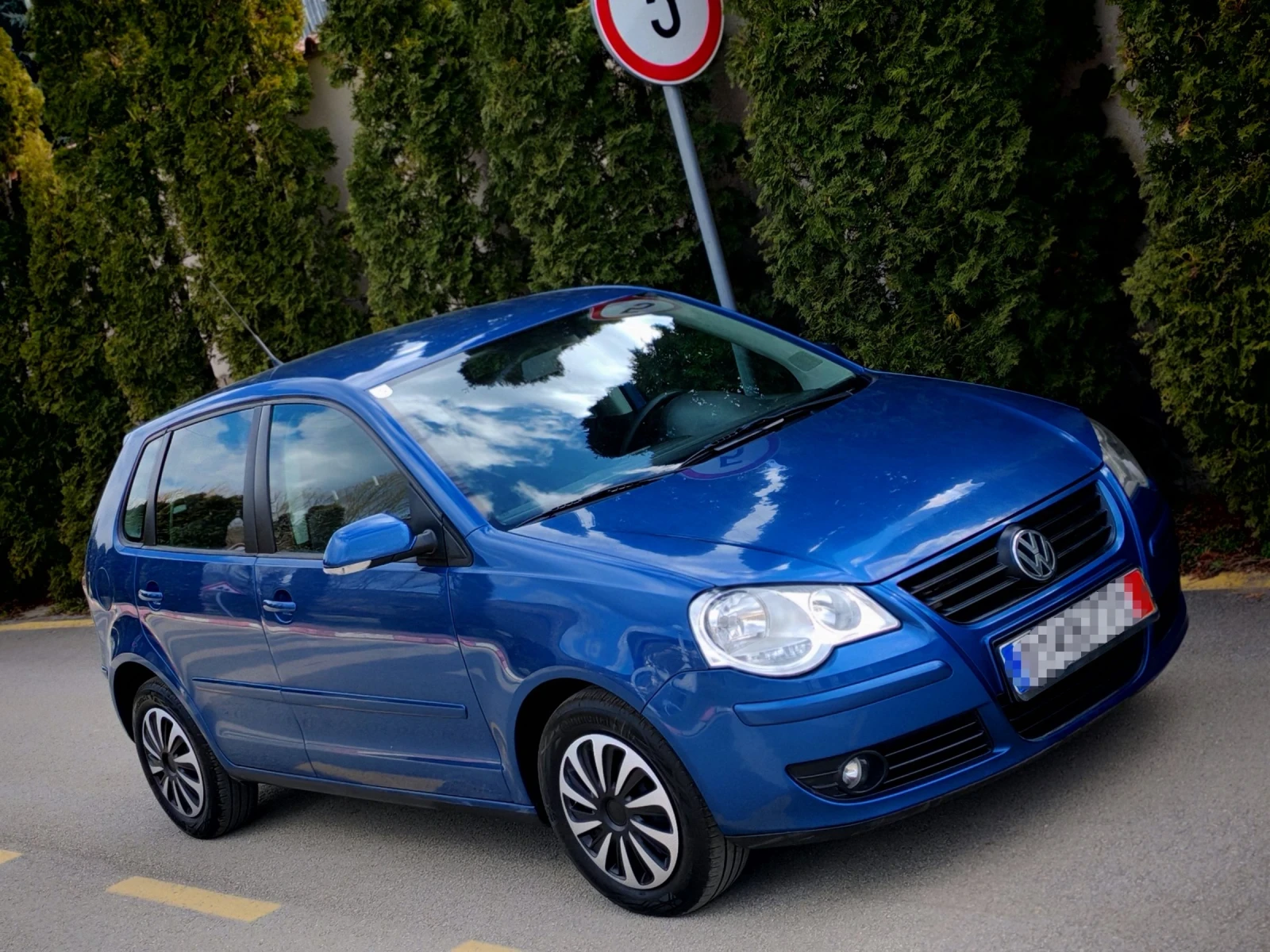 VW Polo 1.2I(70)* FACELIFT* FAMILY* НОВ ВНОС* , снимка 9 - Автомобили и джипове - 53637106