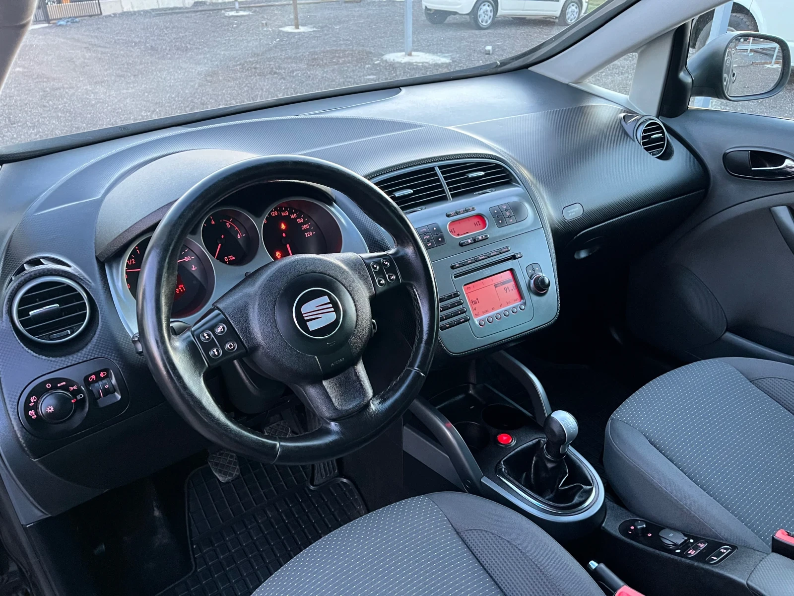 Seat Altea 1.9TDI XL , снимка 8 - Автомобили и джипове - 53739347