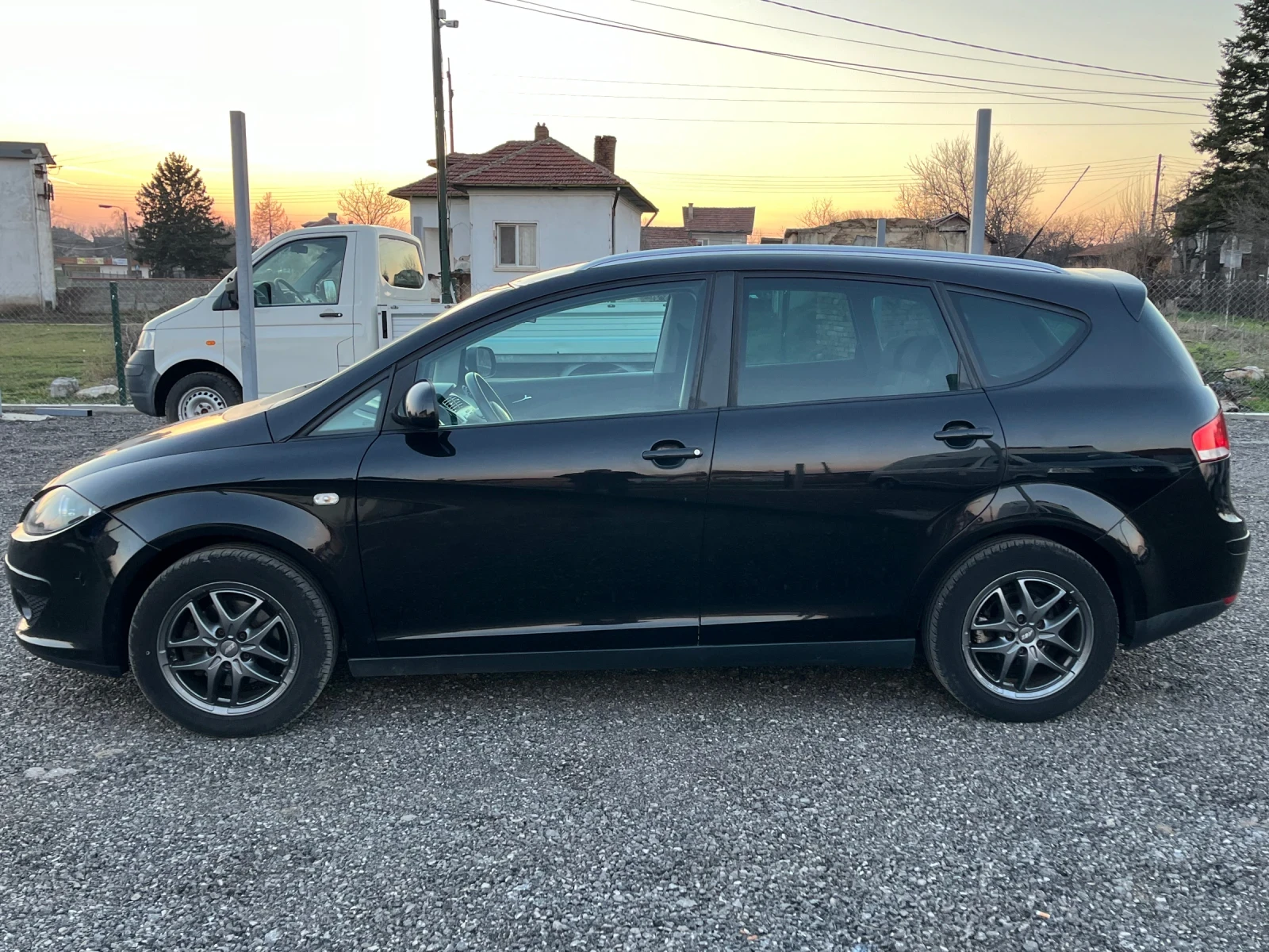 Seat Altea 1.9TDI XL , снимка 4 - Автомобили и джипове - 53739347