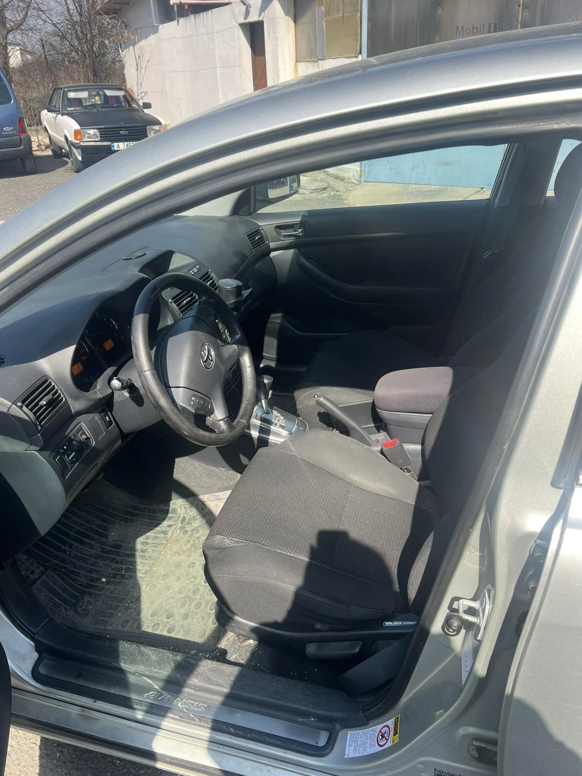 Toyota Avensis, снимка 5 - Автомобили и джипове - 53859059