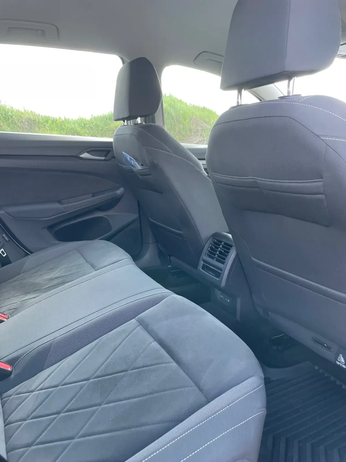 VW Golf  VW Golf 8 1.5 eTSI DSG 2023 | 26200 км , снимка 7 - Автомобили и джипове - 55710792