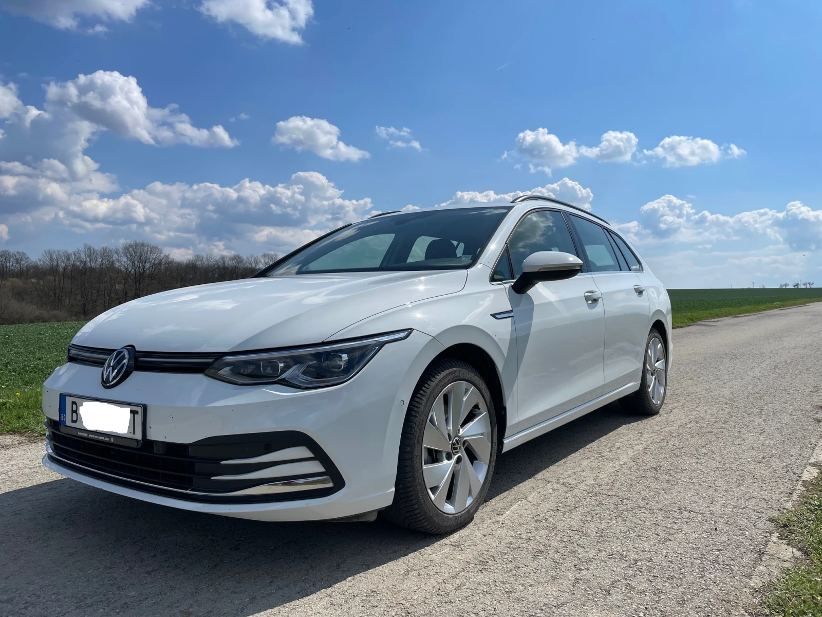 VW Golf  VW Golf 8 1.5 eTSI DSG 2023 | 26200 км 